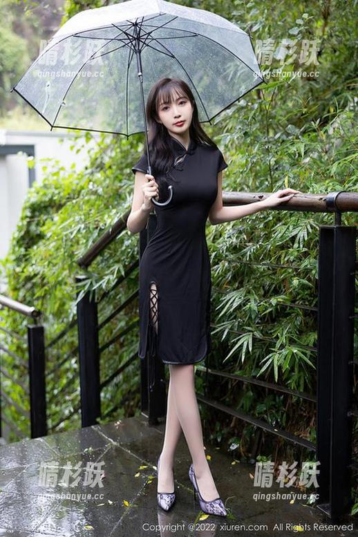 秀人网 - 狂野波涛里的艳羡：媃柔水手服原图在线，准备好被撩了吗？