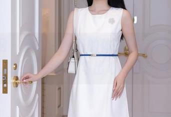 秀人网 - 潘娇娇穿着的体操服定制作品，竟然在不经意间勾出心底的小期待