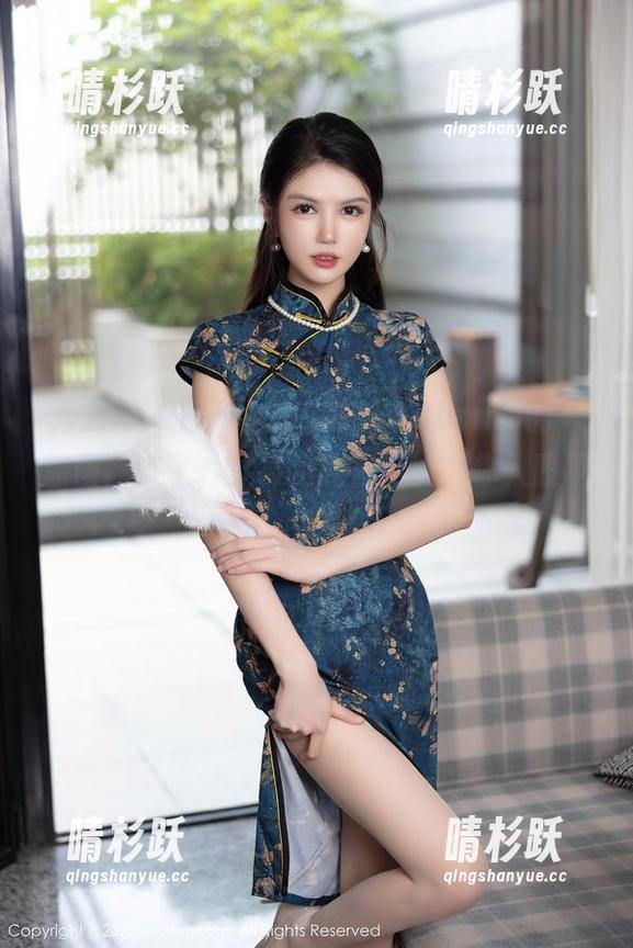 秀人网-许诺Sabrina 秀人网 - 足下生风,许诺Sabrina的“原图”来了,这裸足光芒万丈,你入股不亏!