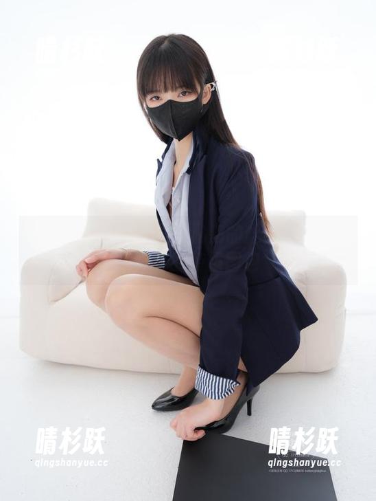 紧急企划 - 私密又不私密的丝袜——一只喵喵梓的特供图包