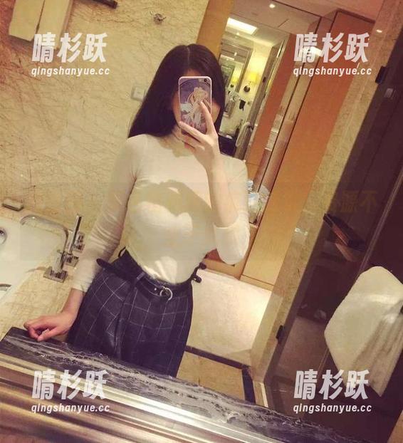 微密圈 - 紫色哒豚豚的疯狂新货,资源不止于此哦