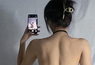 微密圈 - 办公室不止是工作的地方，纪念小小v带来的资源值得深挖。