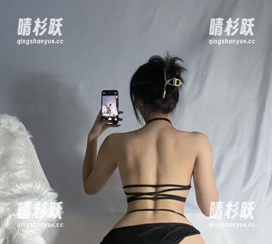 纪念小小v 微密圈 - 办公室不止是工作的地方,纪念小小v带来的资源值得深挖。