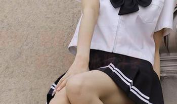 绮梦摄影 - 暴露无遗？yuuu的镂空作品和下载的心理斗争