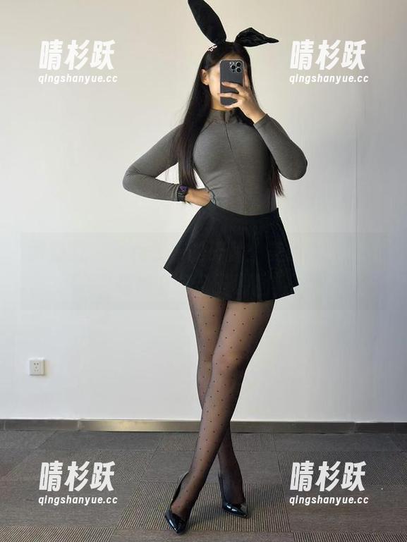 微密圈 - 寻找快乐的碎片：美邵女Baby短裤合集公开原图！