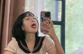 微密圈 - 没有圣光也能迷人，这是胜利的小生活的奶牛套图，等着你来评判。