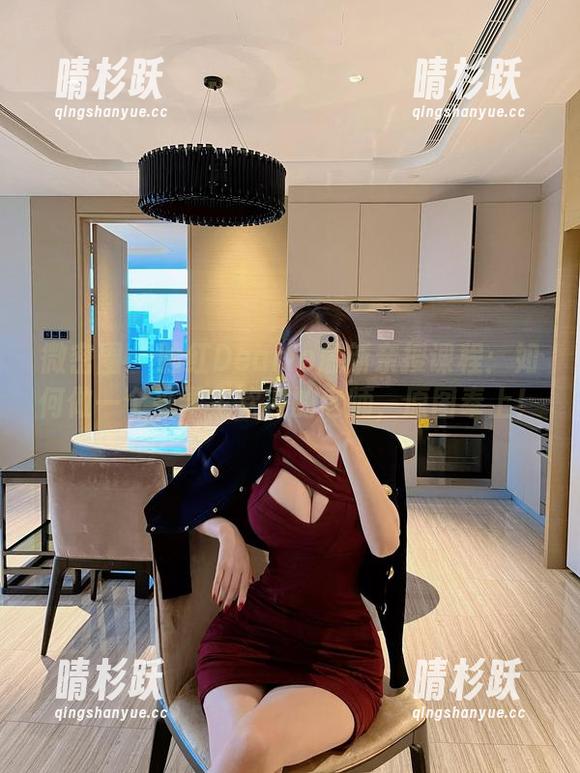 微密圈 - 脸红Dearie最新亲授课程：如何做一个受学生欢迎的老师，原图奉上！