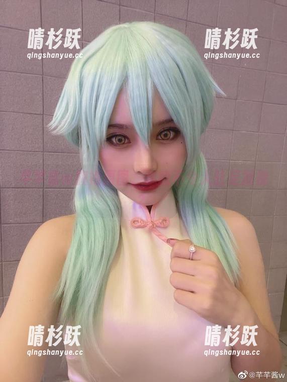 芊芊酱w 芊芊酱w旗袍原图,怎能不令人驻足凝视?