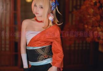莱可Raika的修女写真，话说这工作真够有挑战性的啊…