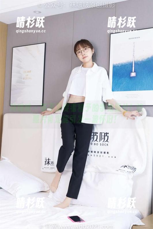 袜啵啵 - 等不及要看稚予的学姐照片！这照片肯定能引发一波怀旧！
