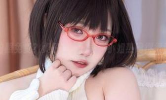 拍照免费？贞子蜜桃和希娜小姐热闹得很！