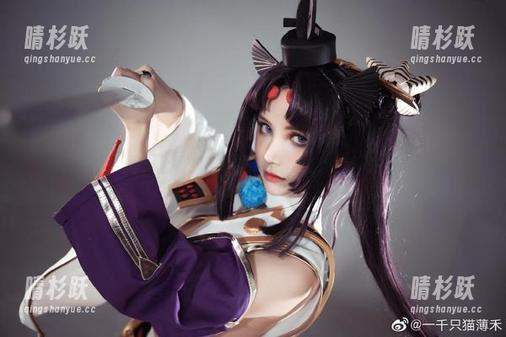 超级小禾儿 当超级小禾儿遇上写真,套图折射出清纯之外的微妙情愫。