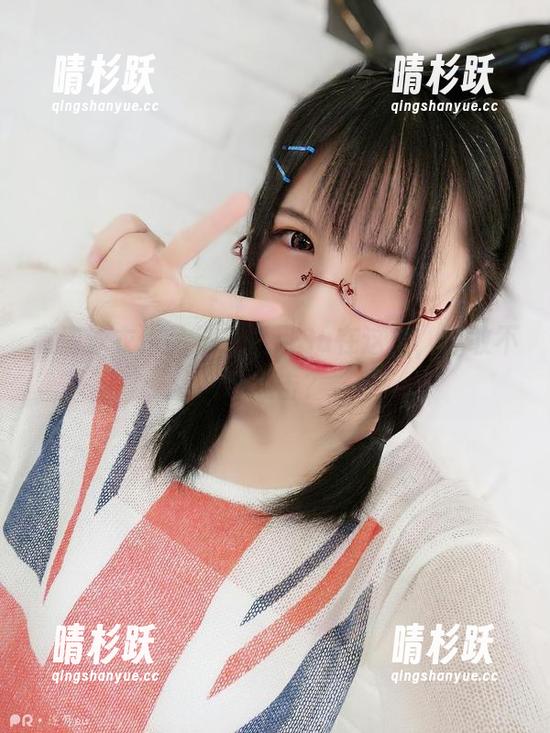 逐月Su 高清泳衣作品集,逐月Su在这里,你敢不敢点击?