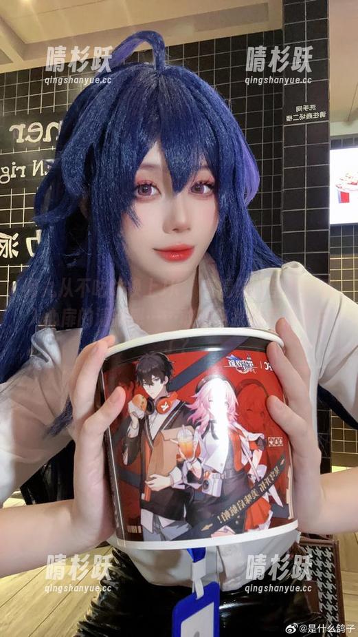 阿九从不咕咕换上JK，高清照片里那种直入心扉的清新感……敢问自我修养哪里去了？