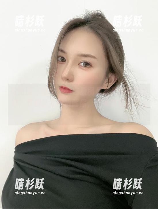 陈大小姐 微密圈 - 陈大小姐在原图里展现的冷艳美妇,可别说我没提醒你,这绝对会让你上头。