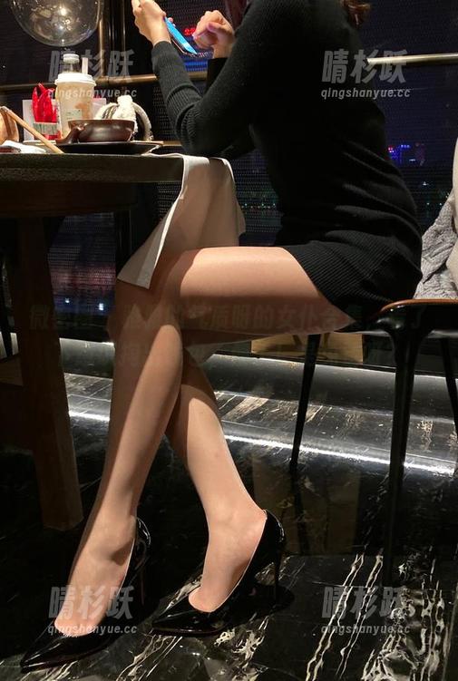 微密圈 - 雅雅的气质呀的女仆合集，看了下意识掏出钱包，傻了！是免费呀？