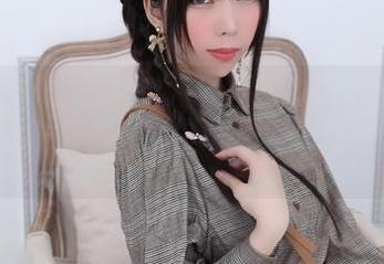 当鹿野希穿上职业装，整个办公室都在发表“职业宣言”，下载强推！